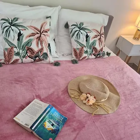 Juans Cosy Yourhosthelper أنتيب